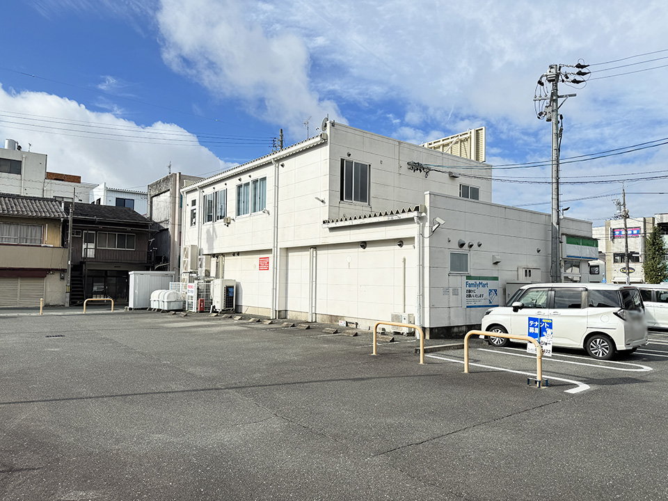 駐車場を完備しております。詳しくはご案内図をご覧ください。