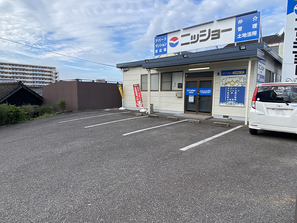 駐車場を完備しております。詳しくはご案内図をご覧ください。