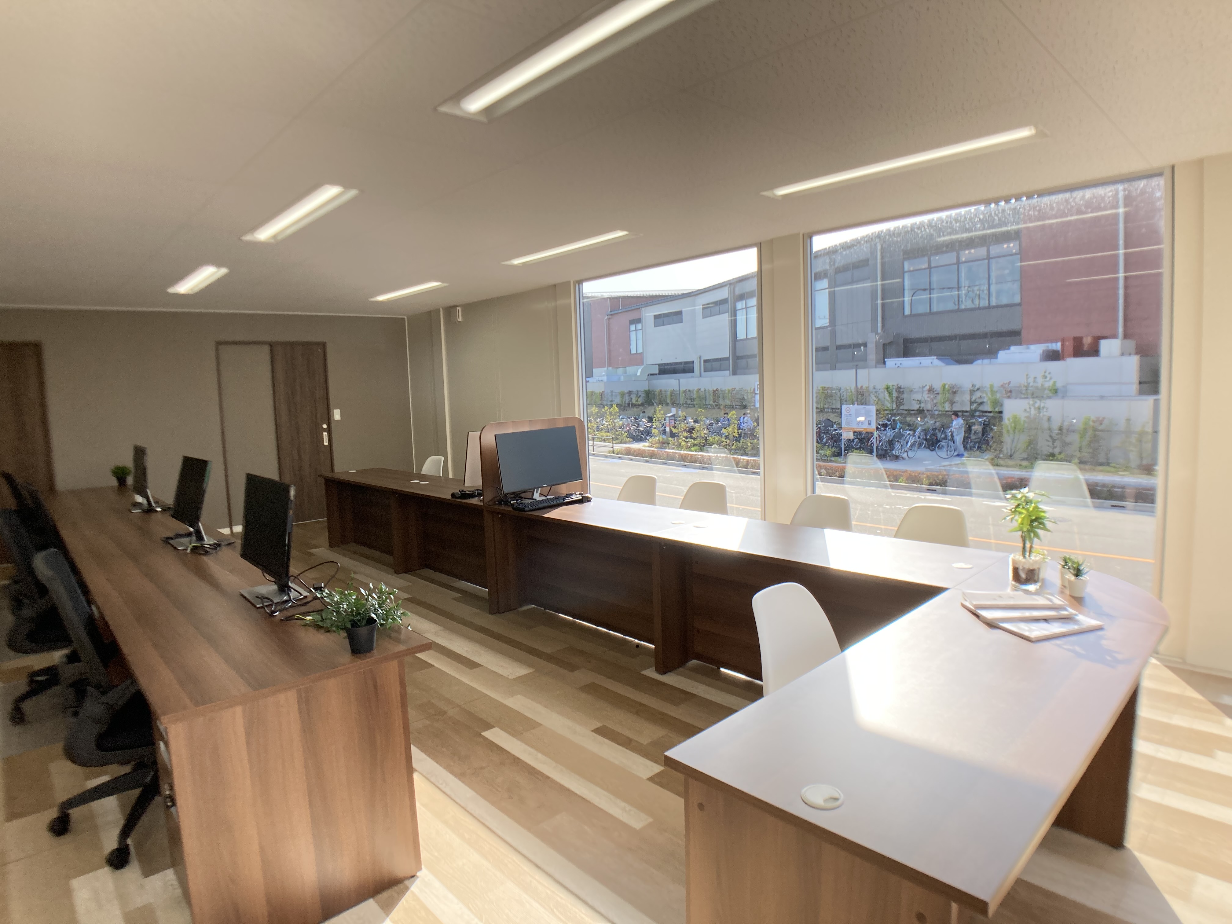 ハートとハートの縁結び。地域No.1企業として約3000戸を超える賃貸実績。