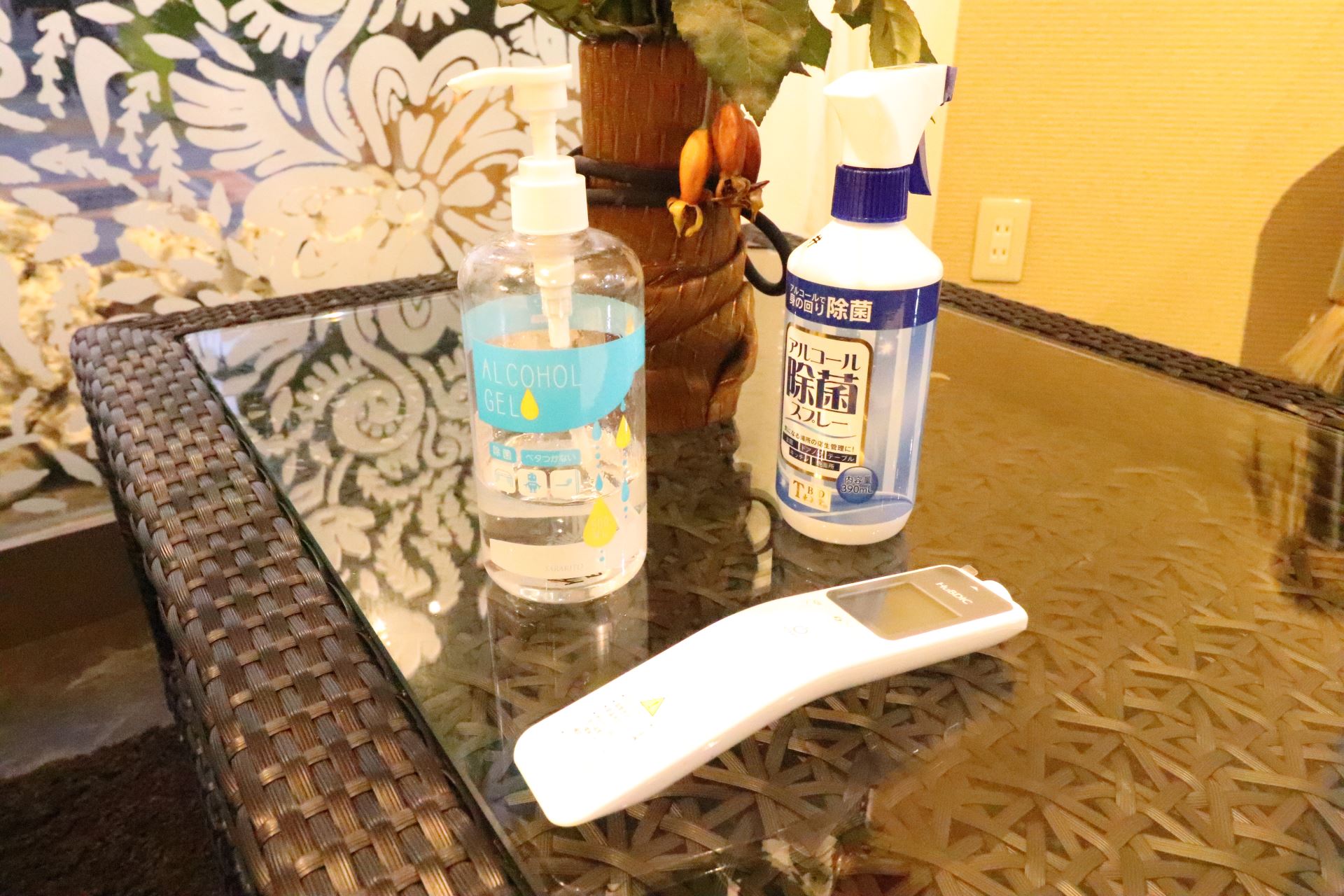 コロナ対策も対応しておりまして、お客様とスタッフの安全に心がけております。