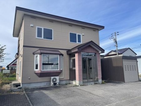 detached 北海道上川郡東川町西町4