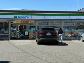 コンビニ