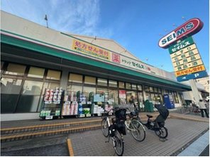 ドラッグストア