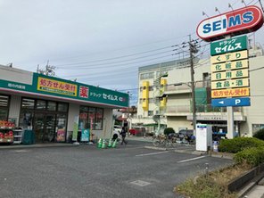 ドラッグストア