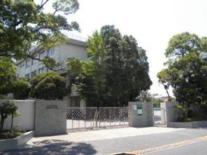 中学校