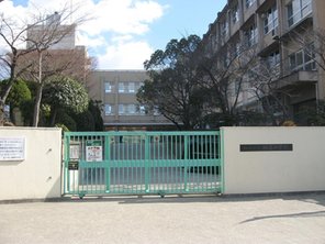中学校