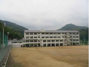 中学校