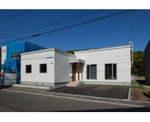 【平屋×カーライフ】イワクラホームリーヴス大和モデルハウス：家事ラク動線で暮らしやすい平屋のお家