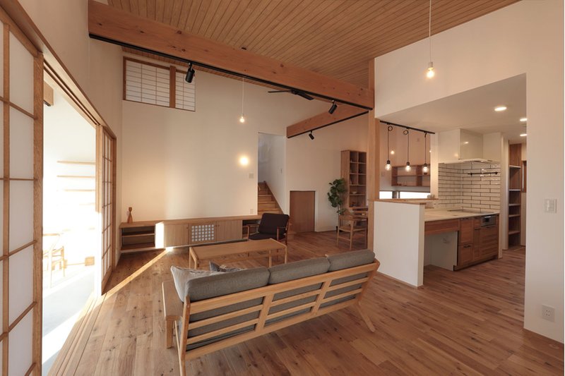 MATERIA マテリア ティーオレンジ×アイボリー ボタニカル M（青 の建築  