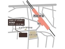 東武スカイツリーライン「西新井」駅西口より徒歩3分。ほけんの窓口様と森塾様の間にございます。