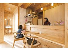 木の家～呼吸する家～ブランド名『徳島すぎ』と東京の多摩産杉利用の木の家づくりが選択できます。