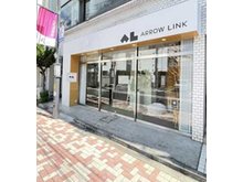 物件の見学及びご相談は、平日、休日共にご対応可能となります。エコカーでの送迎承っております。(チャイルドシートご用意ございます。)お気軽に待ち合わせ場所などお申し付け下さい。