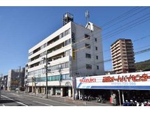 〒733-0821 広島県広島市西区庚午北2丁目16番4号国道2号線沿い