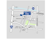 国道58号線「天久」交差点を真嘉比方面に曲がり、道なりに約700m進んだ場所にございます。沖縄都市モノレール(ゆいレール)「おもろまち」駅徒歩19分、 「古島」駅徒歩18分です。