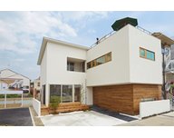 住空間設計Labo　西宮モデルハウス　阪神「甲子園」駅徒歩12分　駐車場も完備　自然素材を感じる家の画像